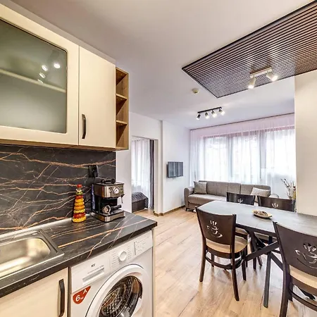 Alpine Hideaway At The Castle