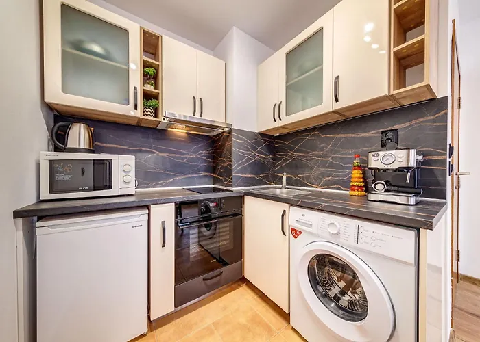 Alpine Hideaway At The Castle